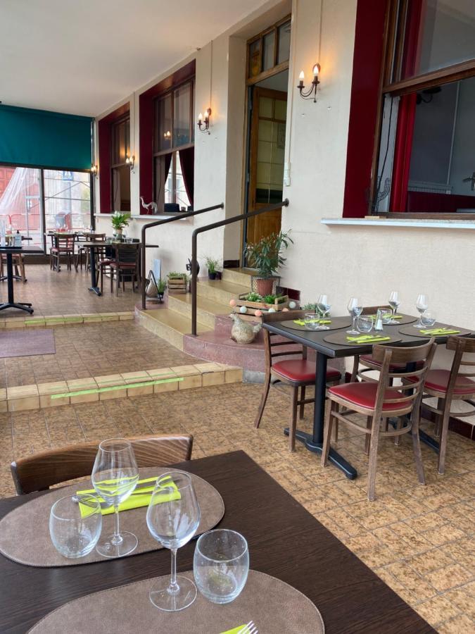 Verdun-sur-le-Doubs Hotel-Restaurant Les Trois Maures מראה חיצוני תמונה